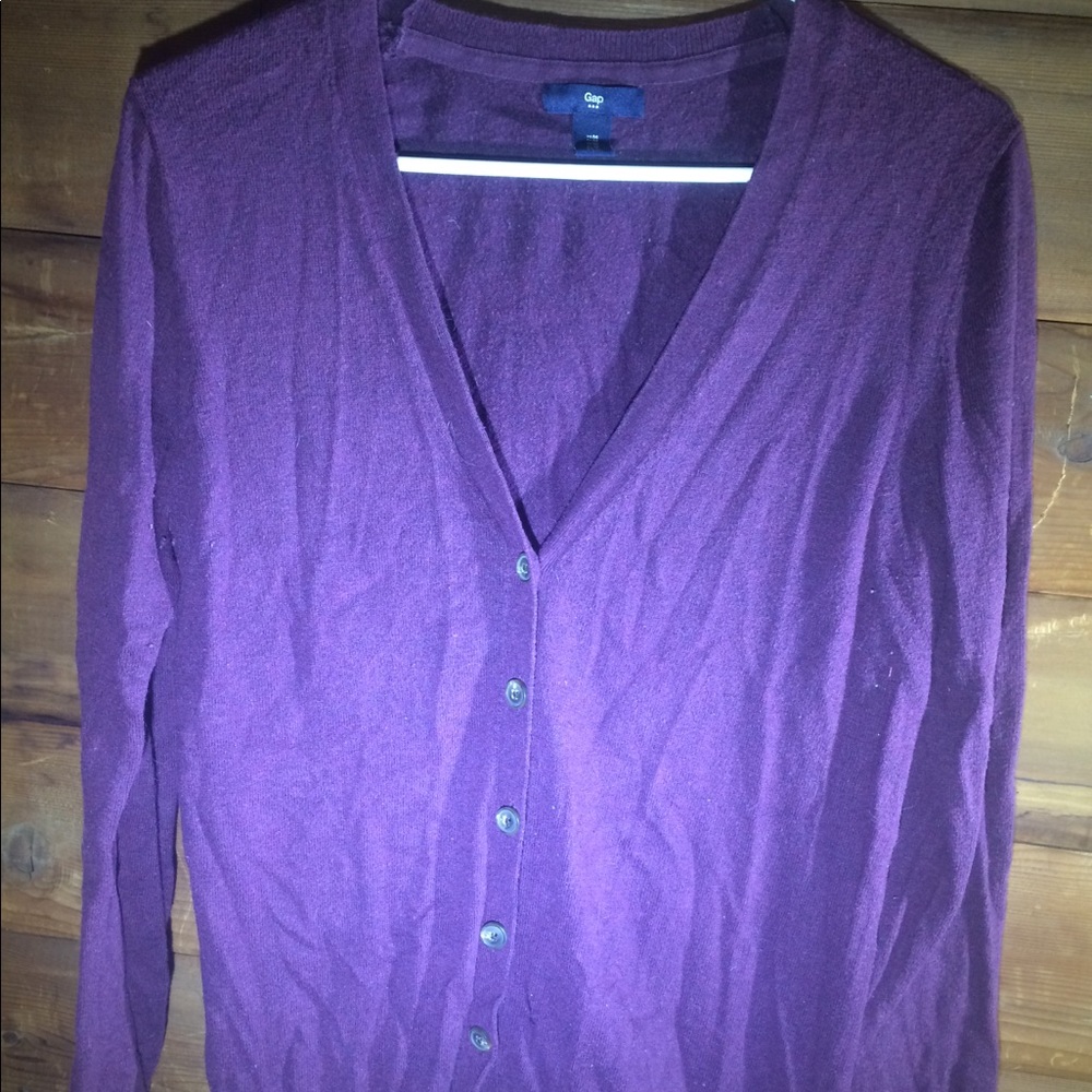 GAP cardigan sweater M